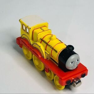 thomas and friends molly engine diecast take along and play 2006 magnetic